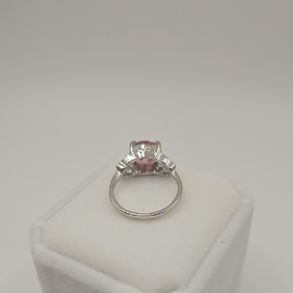 Source Unknown Silver Ring With Pink Stone - image 6